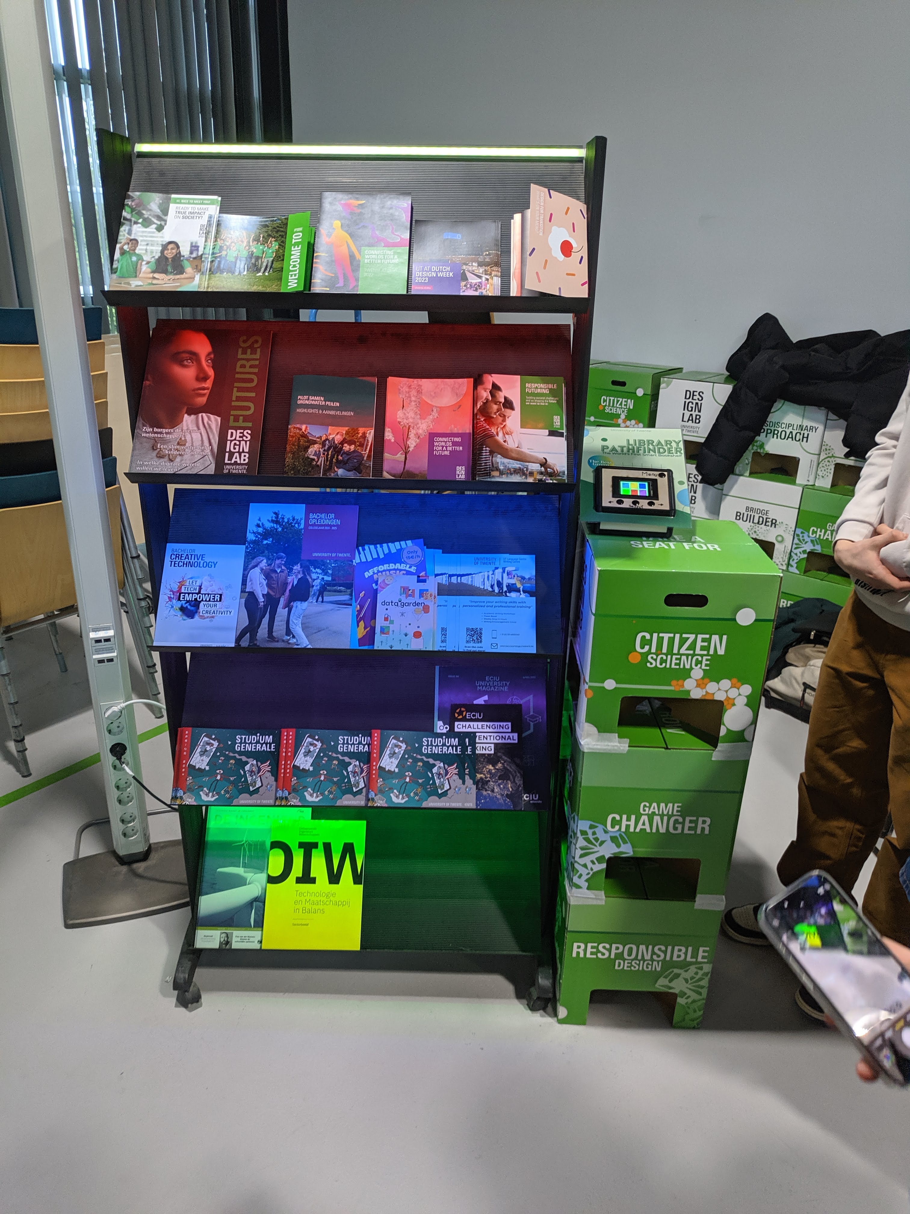 smart bookshelf